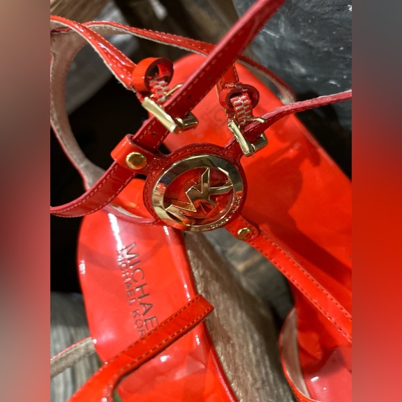 Michael Kors wedge sandals with ankle strap - Picture 4 of 9